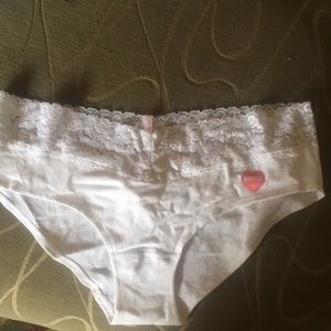 Victoria’s Secret Pink hipster